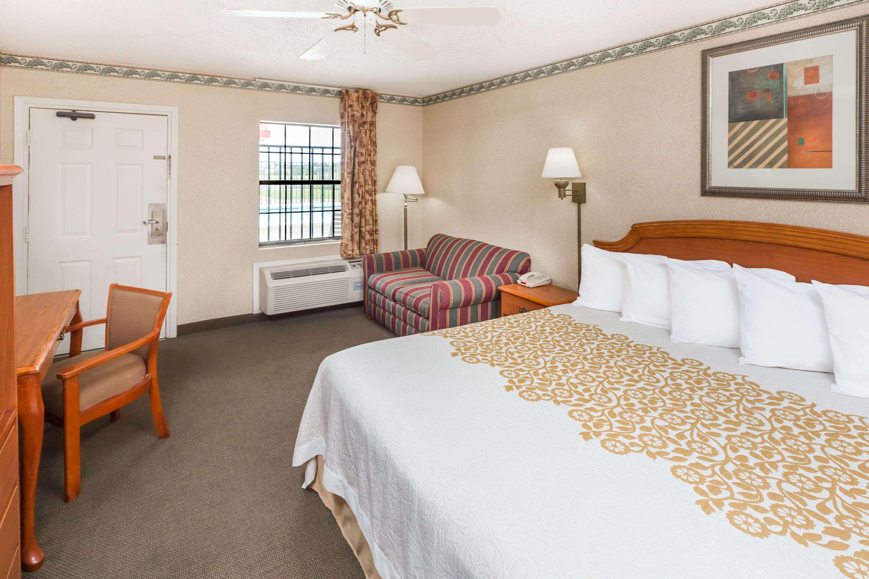 Days Inn By Wyndham Batesville Luaran gambar