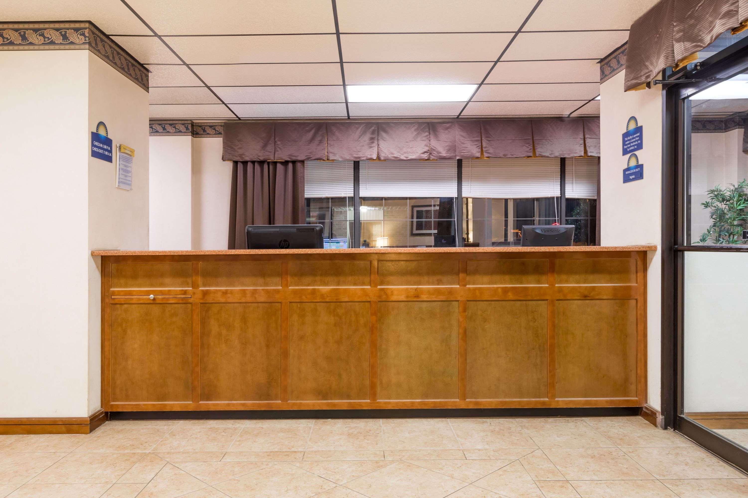 Days Inn By Wyndham Batesville Luaran gambar