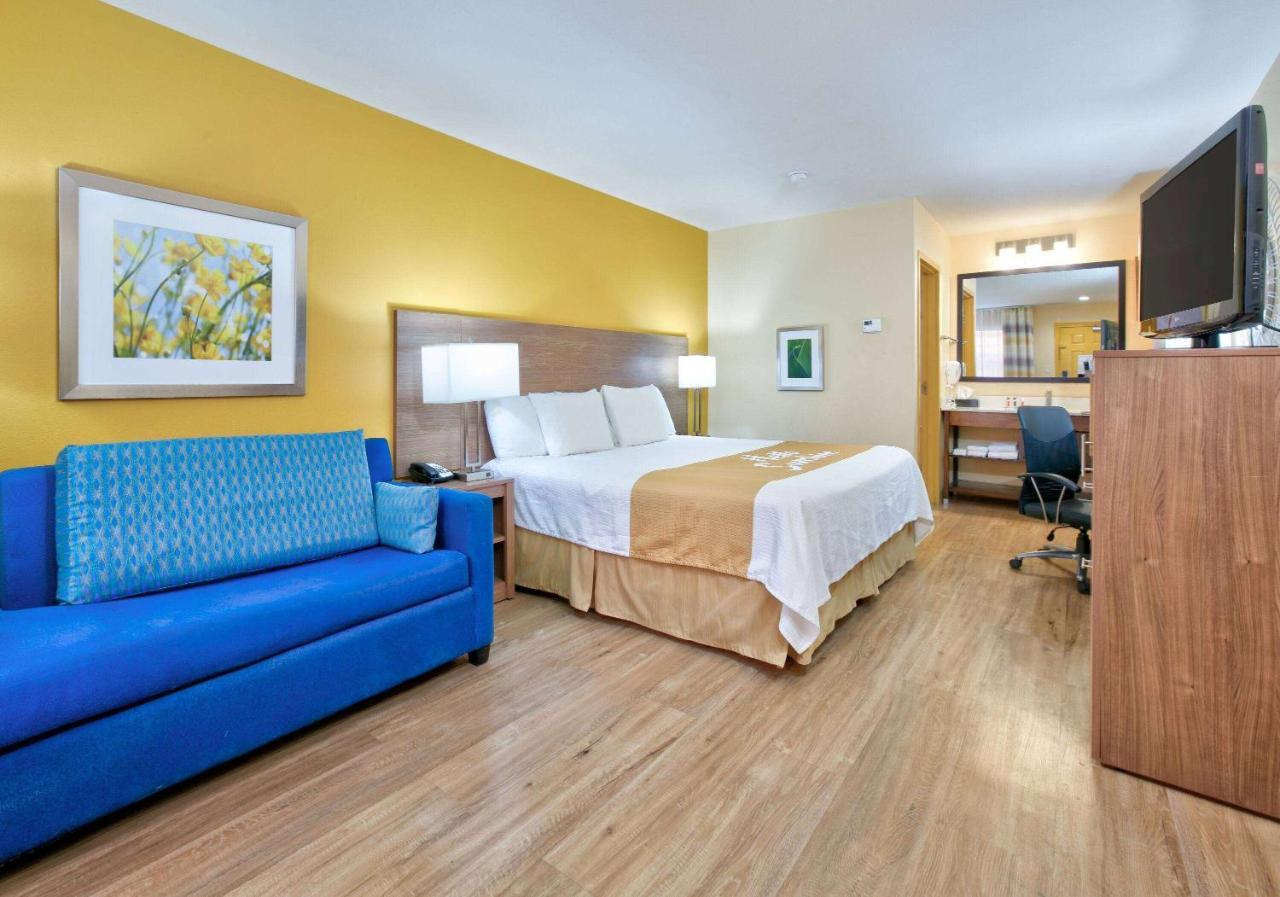 Days Inn By Wyndham Batesville Luaran gambar