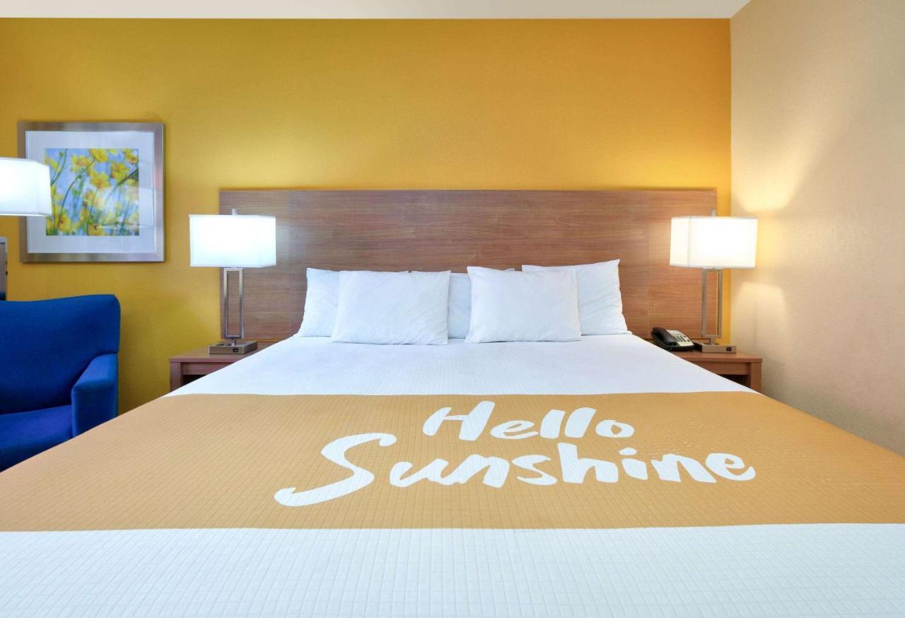 Days Inn By Wyndham Batesville Luaran gambar